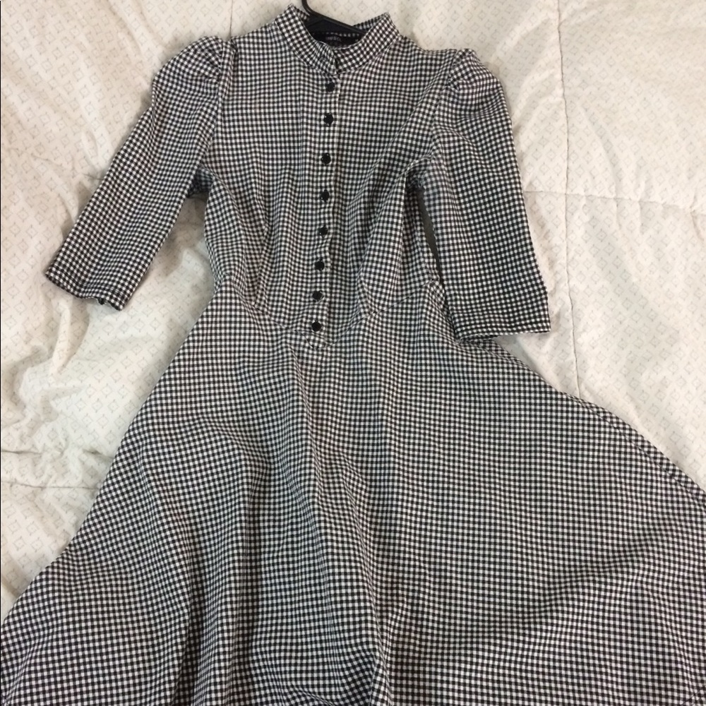 Plaid ruffle shoulder dress
